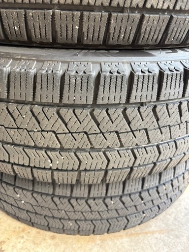 BRIDGESTONE VRX2 ブリヂストン　スタッドレス　175/70R14 6分山程度