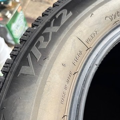 BRIDGESTONE VRX2 ブリヂストン　スタッドレス　175/70R14 6分山程度の画像