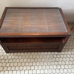テレビボードの画像