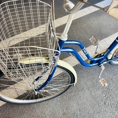 自転車　26インチ　ママチャリ　パパチャリ　シンプル　鍵付きの画像