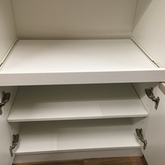【ジモティー割引あり】【ジャングルジャングル守口店】食器棚　白の画像