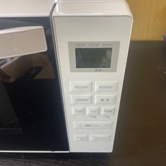 24年製　900w　フラット電子レンジ　Abitelax 50/60Hz共用の画像