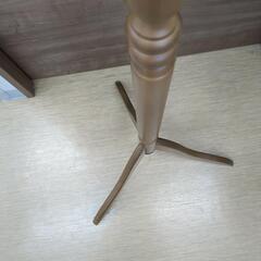 ポールハンガー 木製 ダークブラウン 小傷【こちらは店舗です。浜村鹿野温泉ICから3分 買取本舗 宮本リサイクル 営業時間9～19時 定休日水曜のみ←連絡できませんm(_ _)m】の画像