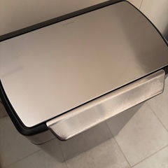 simplehuman ステンレススチール ペダル式ごみ箱 大型の画像