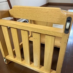 椅子キャスター付きの画像