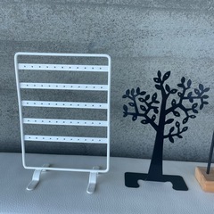 ピアスアクセサリースタンドの画像