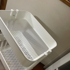 IKEA人気　ホワイト　3段　ロースコグ　ワゴン　の画像