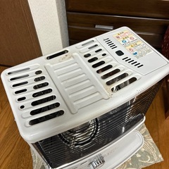 石油ストーブの画像