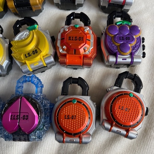 仮面ライダー鎧武ロックシード20点セット単品買い可能