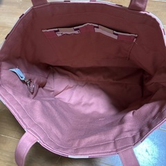 手提げバックの画像