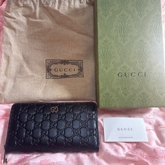 新品未使用　GUCCI 　長財布　箱と保存袋付き　の画像
