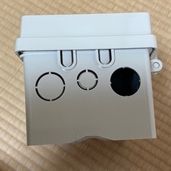 ウォルボックス　WB-1AOJ とコネクタの画像