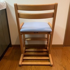 【あげます】→【商談中】小学低学年用椅子の画像