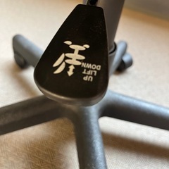 メッシュオフィスチェアの画像