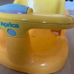 Apricaバスチェア　の画像