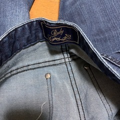 rady スリムジーンズ　サイズ25の画像