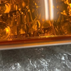 シボレー サバーバン用のフロントサイドマーカーライトの画像