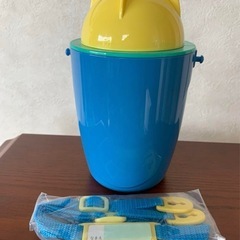 タッパーウェア お弁当箱 水筒の画像