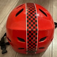カーズ子供自転車16インチ　フェラーリ風ヘルメット付　補助輪付　の画像