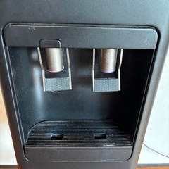 amadana ウォーターサーバー 木製スタンド付き黒　HC12D1-WD-RFの画像