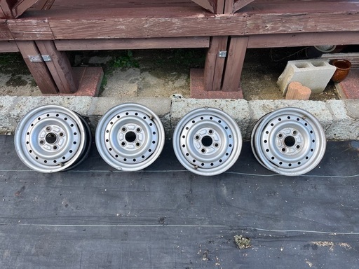 ハイゼットトラック　ダイハツ　純正ホイール　１２インチ ハイゼットトラック アルミホイール（12インチ）1枚より