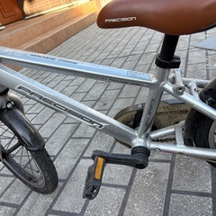 子供用自転車の画像