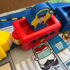 タカラトミー(TAKARA TOMY) 『 プラレール ぷっしゅでゴー! かんたんはじめてプラレール カラフルとっきゅうセット 』の画像