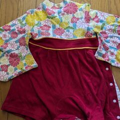 子ども服の画像