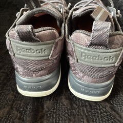 リーボック　スニーカー　24センチ　迷彩 Reebokの画像