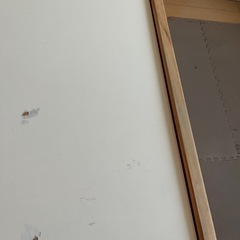 IKEAの子供机、椅子セット
の画像