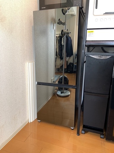 【値下】ミラー冷蔵庫2022年製(即日引渡10/1まで)