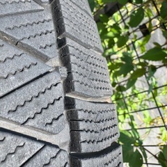 【スタッドレスタイヤ 】BLIZZAK VRX3 235/50R18 97Qの画像