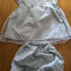 子ども服の画像