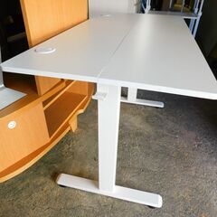 【JM752】電動昇降テーブル オフィスワークテーブル 昇降式デスク スタンディングデスク 幅120cm 高さメモリー機能 上下自動昇降 静音 収納フック付き 机 作業机 パソコンデスク【幅120 x 奥行き60 x 高さ72-120cm】の画像