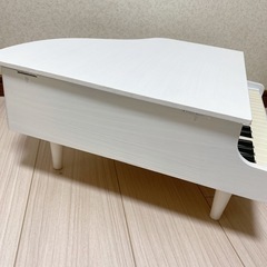 KAWAIのミニピアノの画像