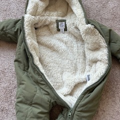 gap ベビー　ダウン ロンパース　の画像