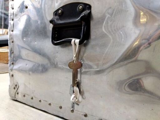 HINOMOTO ジュラルミン風 トランクケース シルバー ヴィンテージ