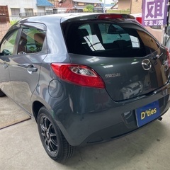 【車検残あり】マツダデミオ15C（1500cc）★ナビ・ＥＴＣ・オートライト・オートワイパー・ブラックAW・２０２３年タイヤ（タイヤ山８分以上あり）！の画像