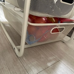 イケヤ  スチール収納ラック　引き出し式の画像