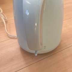 電気ポットの画像