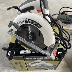 電動工具(丸のこ、グラインダー、ジグソー)セットの画像