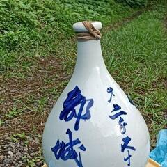 骨董壺類三種類の画像