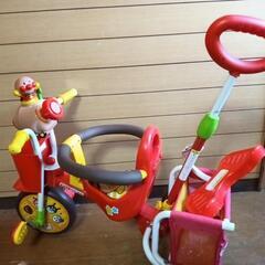 アンパンマン三輪車の画像