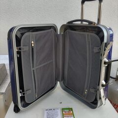 スーツケースの画像