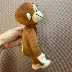 おさるのジョージのぬいぐるみの画像