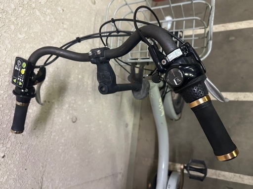 本日限定SALE?東京23区配達無料?新基準 ブリヂストン　ビッケ2 12.3Ah リチウム 電動自転車 中古　BS 5244