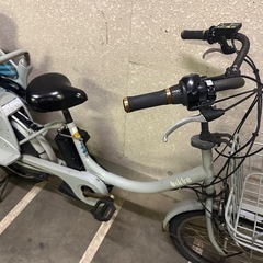 東京23区配達無料🌈新基準 ブリヂストン　ビッケ2 12.3Ah リチウム 電動自転車 中古　BS 5244の画像