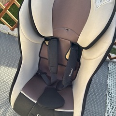 コンビ　combi チャイルドシートの画像