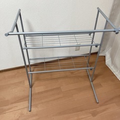 押入れ用ハンガーラックの画像