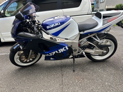 諸事情あり大幅値下げ　
gsx-r1000 k1 車検付き　実働　交換下取り、上取り可能！